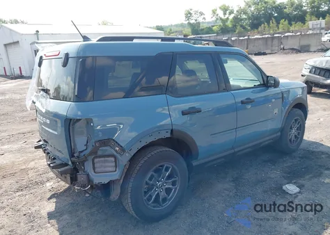 2022 Ford Bronco Sport Big Bend z USA, uszkodzony, nr VIN 3FMCR9B61NRD72989